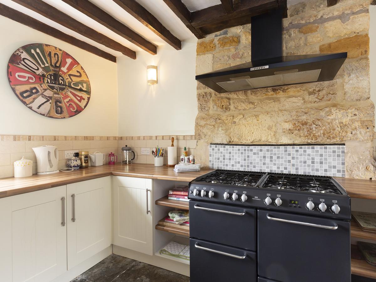 Pilgrim Cottage Bourton on the Hill Exterior foto