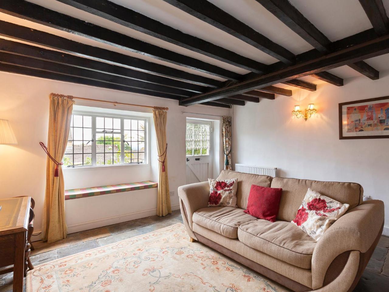 Pilgrim Cottage Bourton on the Hill Exterior foto